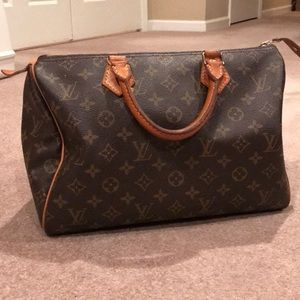 Authentic Louis Vuitton Monogram Canvas Speedy 30